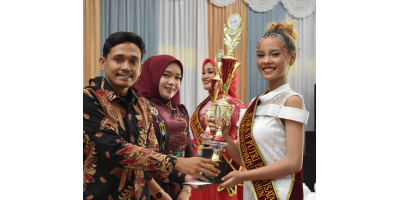 Juara Pemilihan putri pariwisata Kota Padangsidimpuan siswi SMKN 3 Padangsidimpuan